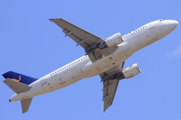 EI-DSZ (cn 3695) Airbus A320-216