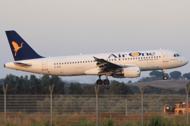 EI-DSZ (cn 3695) Airbus A320-216
