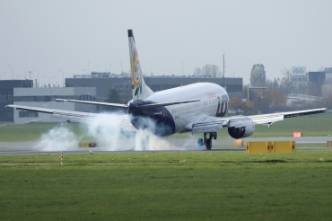 SP-LLE (27914) 1996 Boeing 737-45D