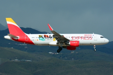 EC-LYE (5729) 2013 Airbus A320-216(WL)