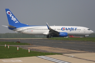 C-FYQO (29934) 2002 Boeing 737-8AS(WL)
