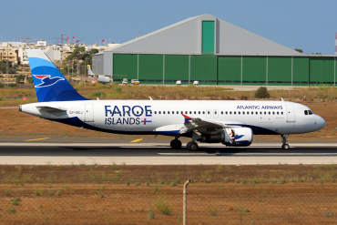 OY-RCJ (7465) 2016 Airbus A320-214