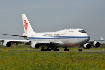 B-2460 (24348) 1990 Boeing 747-4J6(BCF)