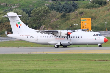 OY-RUJ (497) 1996 ATR-42-500