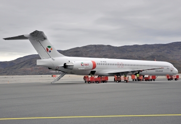 OY-RUE (cn 49936) McDonnell Douglas MD-83