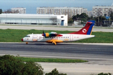 OY-JRY ( 063 ) 1987 ATR-42-320