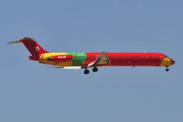 OY-RUE (cn 49936) McDonnell Douglas MD-83