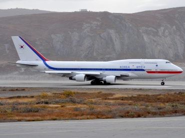 10001 (26412) 2001 Boeing 747-4B5