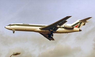 I-DIRA (cn 21264) Boeing 727-243Adv