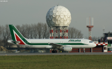 EI-EIC (4520) 2010 Airbus A320-216