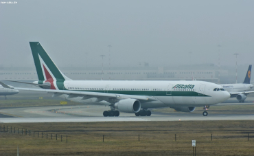 EI-EJH (1135) 2010 Airbus A330-202