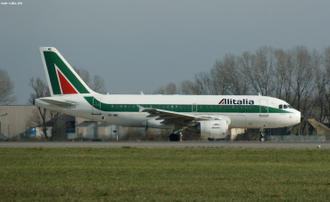 EI-IME (1740) 2002 Airbus A319-112