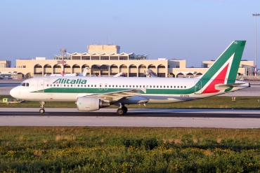 EI-DTG (3921) 2009 Airbus A320-216