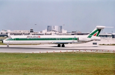 I-DATF · McDonnell Douglas MD-82 · (LIS / LPPT)