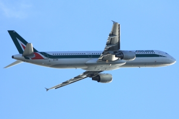 EI-IXB, (cn 0524), Airbus A321-112