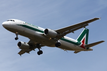 I-BIKA (951) 1999 Airbus A320-214