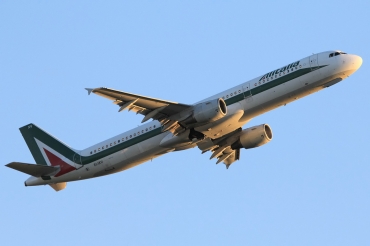 EI-IXV (819) 1998 Airbus A321-112