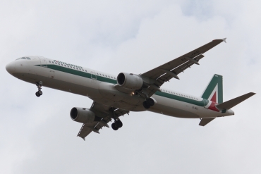 EI-IXC · Airbus A321-112 · (FCO / LIRF)