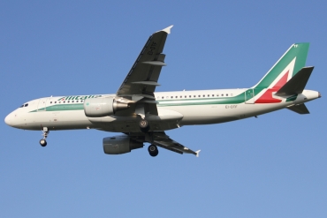 EI-DTF · Airbus A320-216 · (FCO / LIRF)