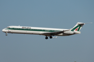 I-DANU · McDonnell Douglas MD-82 · (FCO / LIRF)