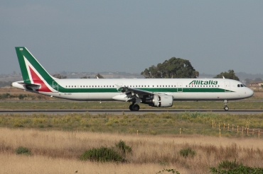 EI-IXD (cn 00532) Airbus A321-112