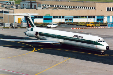 I-DAWO (49195) 1984 McDonnell Douglas MD-82