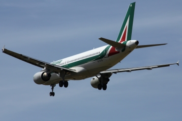 EI-DTB (3815) 2009 Airbus A320-216