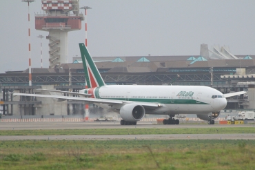 I-DISA · Boeing 777-243/ER · (FCO / LIRF)