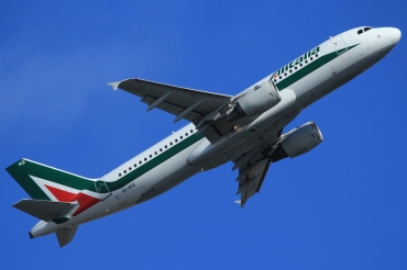EI-IKG (1480) 2001 Airbus A320-214