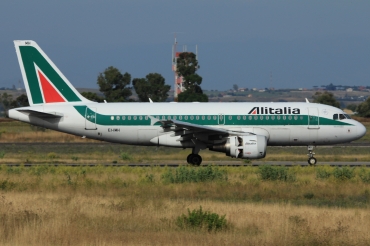 EI-IMH (2101) 2004 Airbus A319-112
