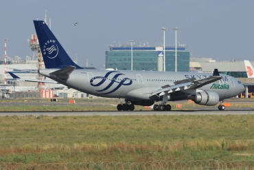 EI-DIR (272) 1999 Airbus A330-202