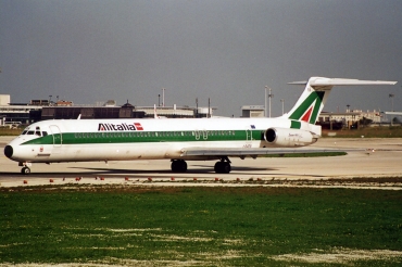 I-DATR (53234) 1995 McDonnell Douglas MD-82
