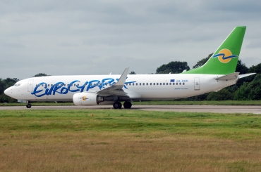5B-DBR (30720) Boeing 737-8Q8