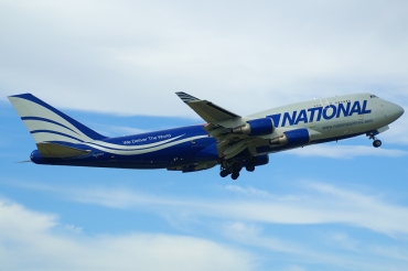 N952CA (cn 25238) Boeing 747-428M