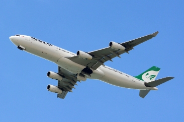 EP-MMT (292) 1999 Airbus A340-313