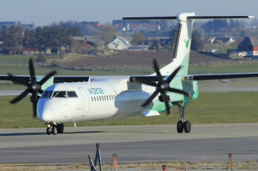 LN-RDV (4054) 2001 Bombardier Dash 8-Q402
