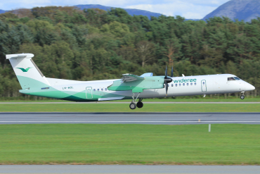 LN-WDL (4392) 2011 Bombardier Dash 8-Q402