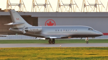 C-GOAB · Dassault Falcon 2000EX · (YUL / CYUL)