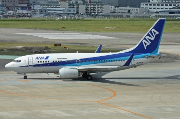 JA06AN (cn 33876) Boeing 737-781