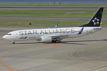JA51AN (cn 33886) Boeing 737-881