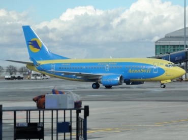 UR-AAM (cn 26419) Boeing 737-59D
