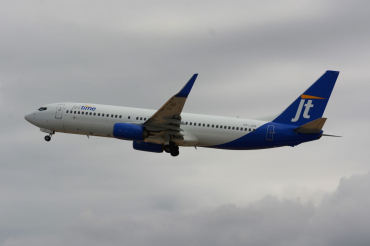 OY-JZO (38072) 2013 Boeing 737-8U3(WL)