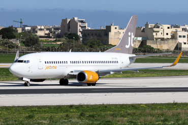 OY-JTA (23631) 1987 Boeing 737-33A(WL)