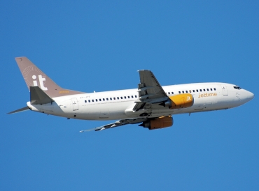 OY-JTF (24364) 1988 Boeing 737-382
