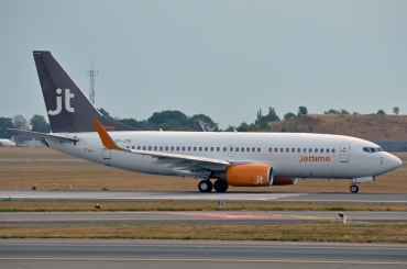 OY-JTR (28497) 1999 Boeing 737-73A(WL)