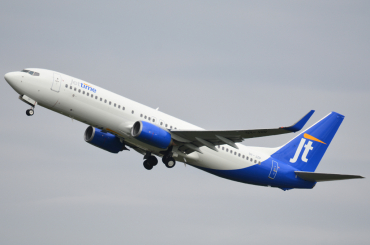OY-JZP (38071) 2011 Boeing 737-8U3(WL)