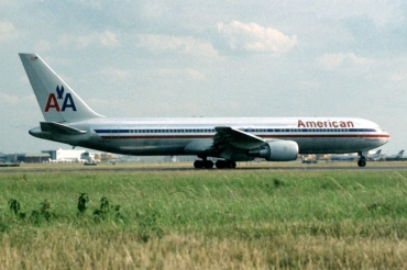 N397AN (29604) 1999 Boeing 767-323ER