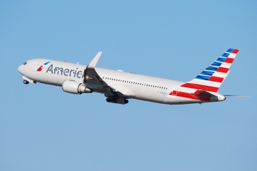 N389AA · Boeing 767-323/ER · (CDG / LFPG)