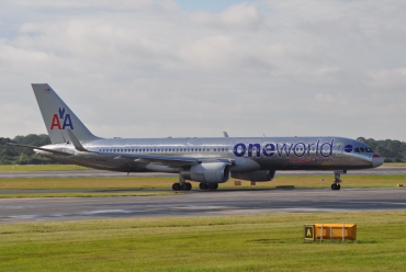 N174AA (31308) 2002 Boeing 757-223 WL