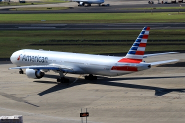 N732AN (cn 31549) Boeing 777-323